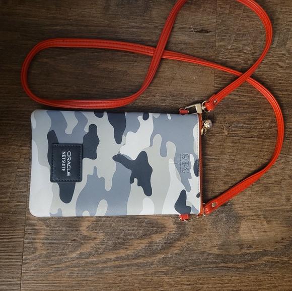 On the go twenty four seven bag - Picture 2 of 4